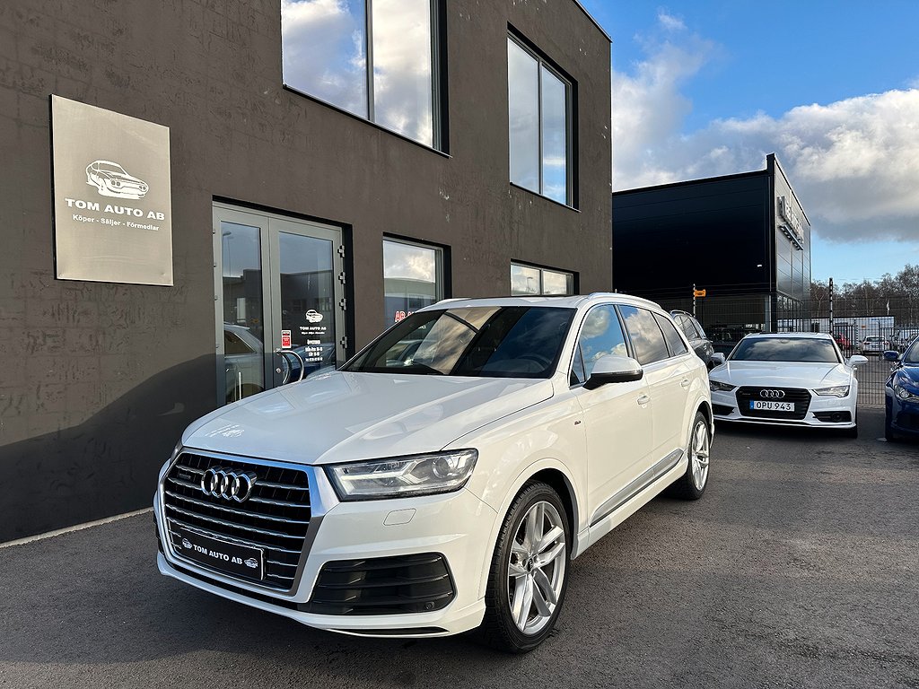 Audi Q7 3.0 TDI V6 Quattro S-Line 7-Sits D-Värm Drag Panoram