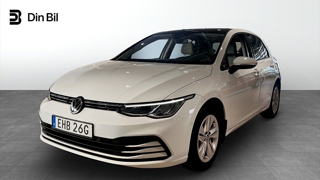 Volkswagen Golf 1.0 Life Panorama/Nav/Rattvärme 110Hk