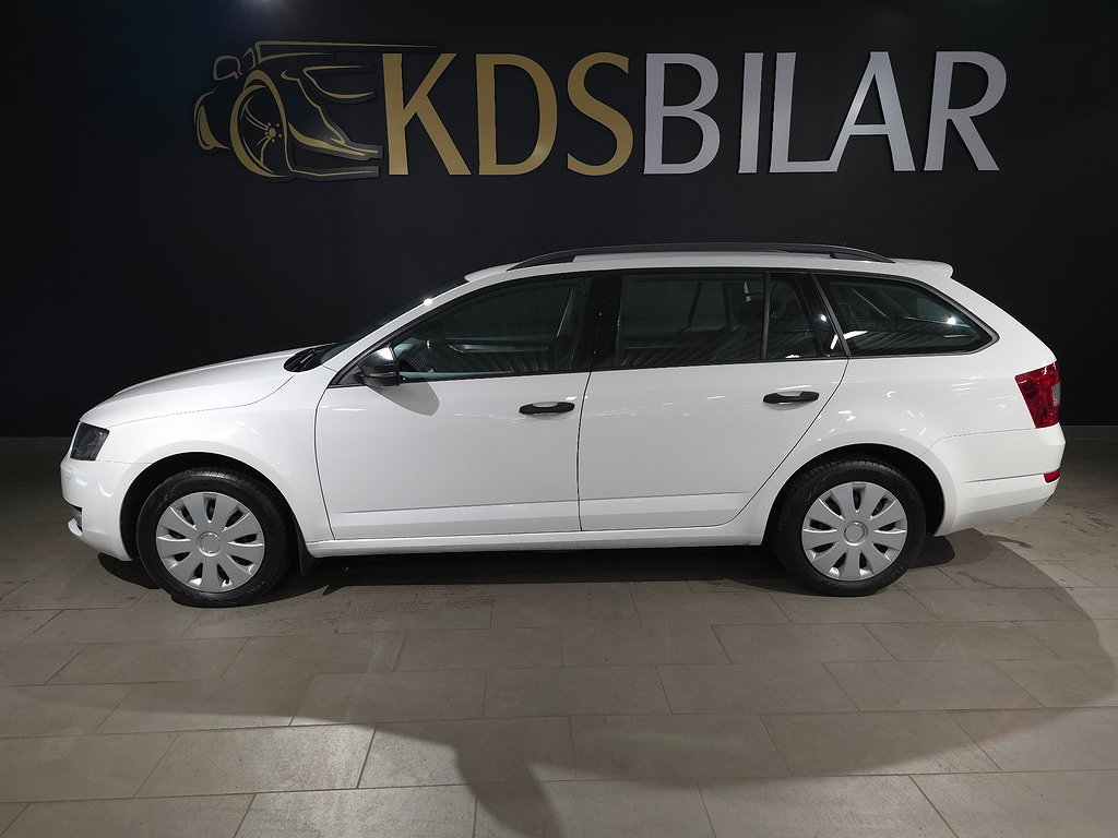 Skoda Octavia 1.6 TDI 4WD Kombi Euro6 110hk | Värmare | Drag