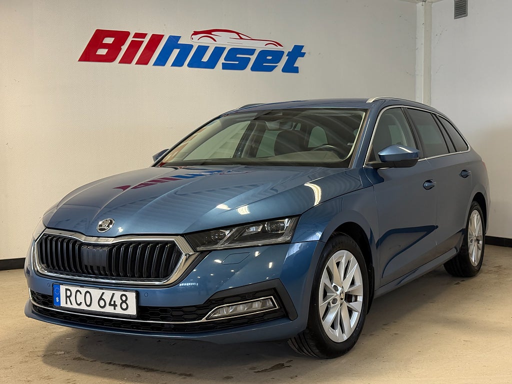 Skoda Octavia Kombi 1.5 TSI e-TEC Style /Drag/P-värm/Kamera/En-ägare
