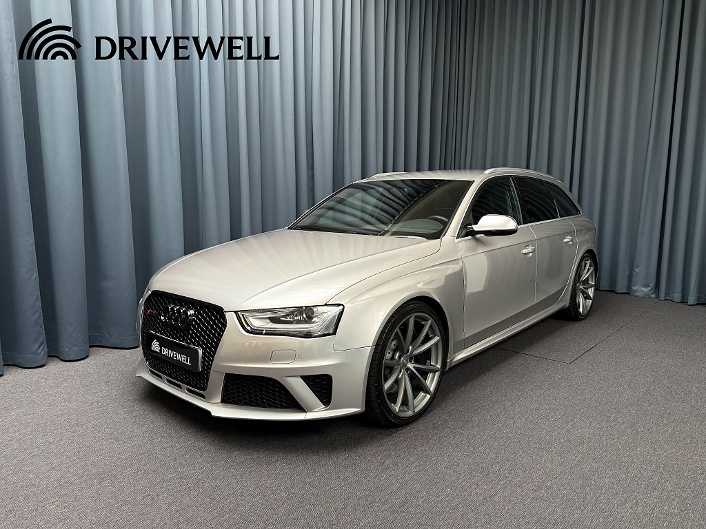 Audi RS4 Avant 4.2 Quattro 450hk - Kolfiber/SvSåld/B%26O