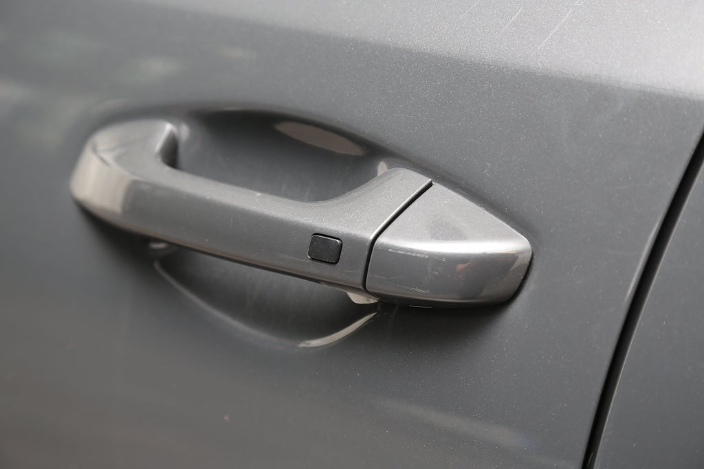Kia Ceed Plug-in Hybrid Advance Plus 2 Panorama Skinn Drag Moms 2022