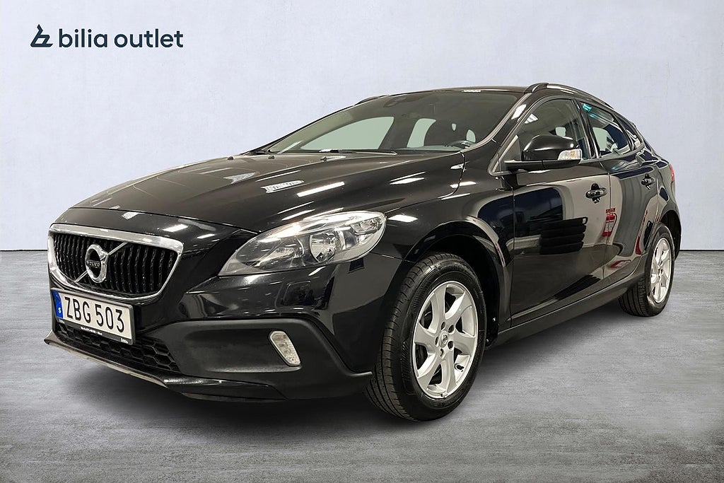 Volvo V40 Cross Country T3 Business Kinetic 152hk / P-sensor Värmare Nyservad