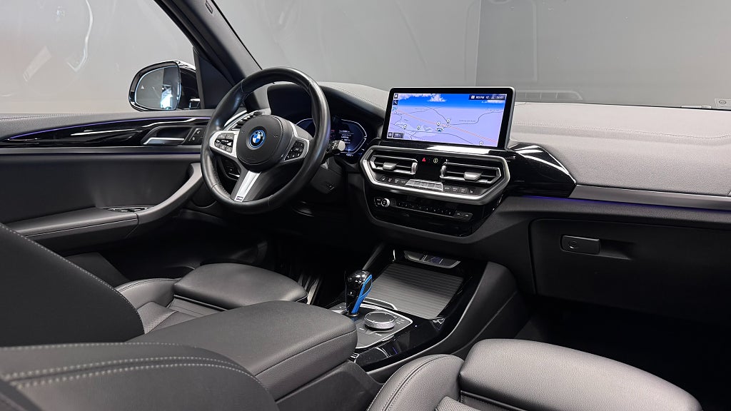 BMW iX3 2022 - miniatyr 8
