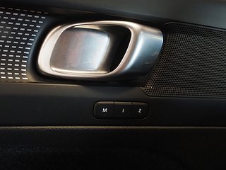 SUV Volvo XC40 20 av 27