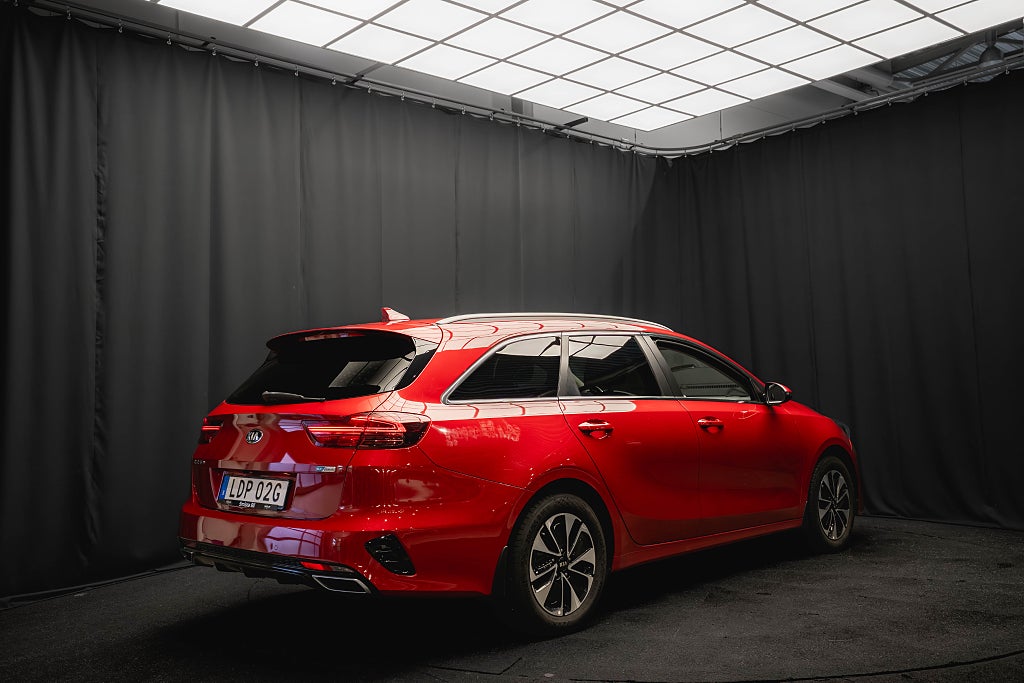 Kia Ceed SW Plug-in KAMERA ADAPTIV-FART RATTVÄRME MOMS