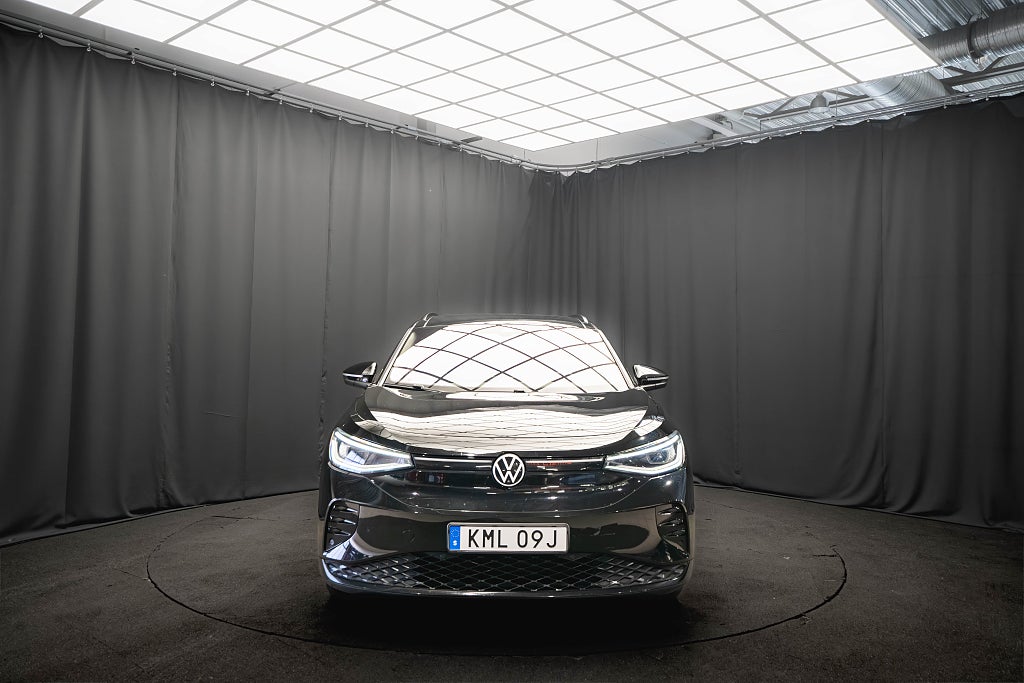 Volkswagen ID.4 GTX 4M TOP SPORT+ PANO DRAG 360° ELSTOL EL-BAKLUCKA 1-ÄGARE