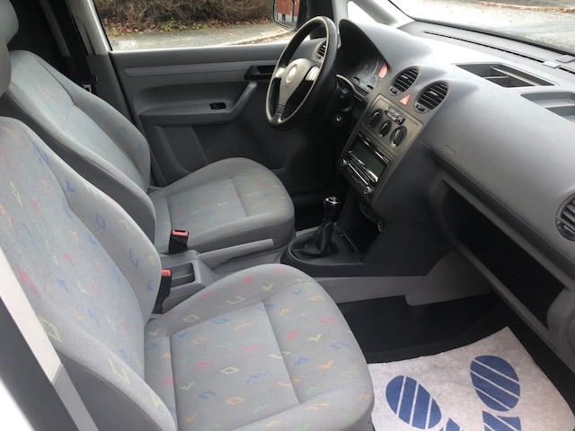 Volkswagen Caddy 2010, bild 2/35