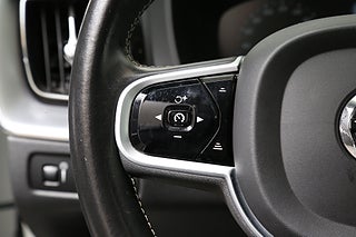 SUV Volvo XC60 16 av 28
