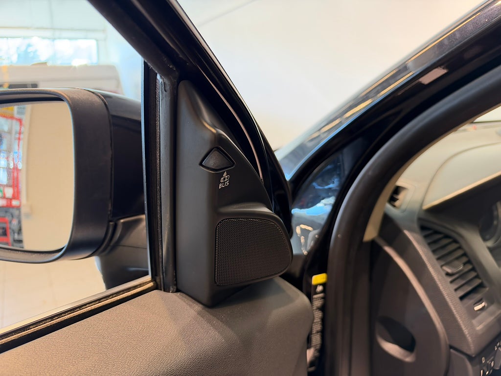 Volvo XC60 2009 - miniatyr 12