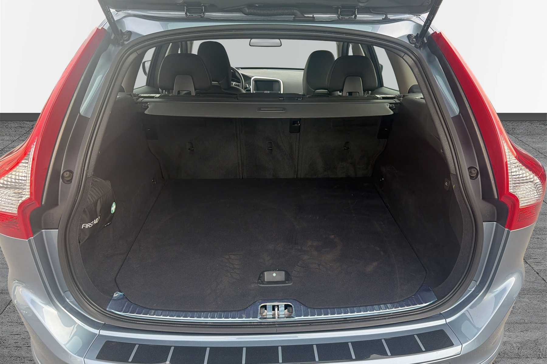 Volvo XC60 D4 AWD Geartronic Classic, Momentum BLIS Drag 2017 - miniatyr 35