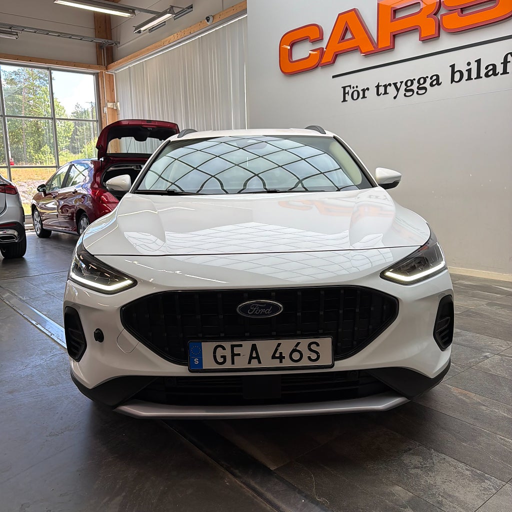 Ford Focus Active 1.0 Hybrid Business Carplay Backkamera