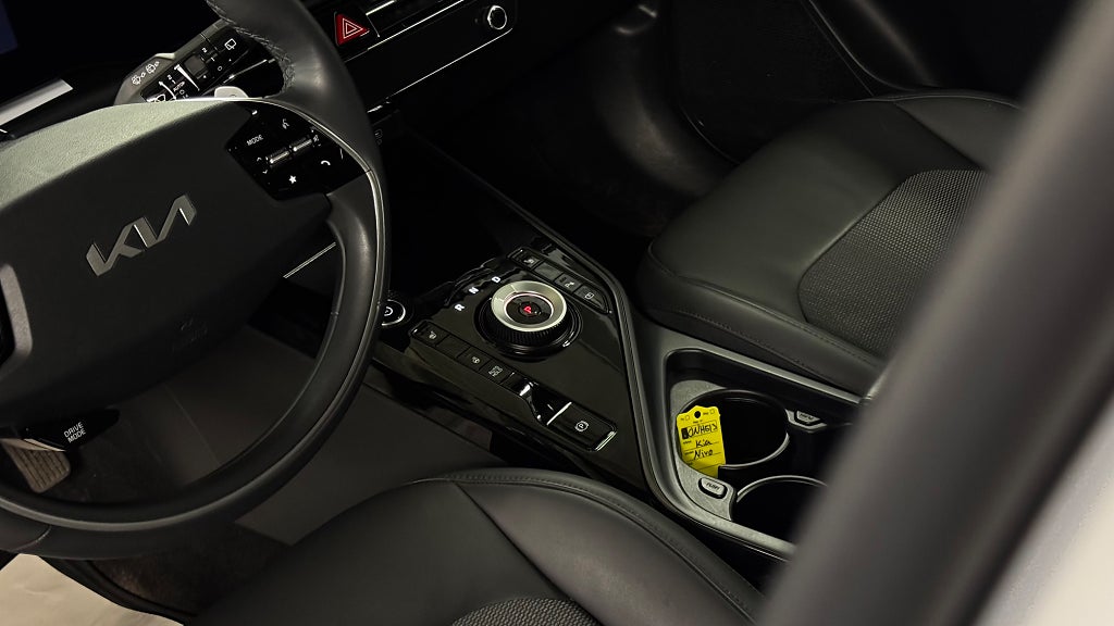 Kia Niro EV 204hk Dragkrok Kamera Sensorer Navi Adp-fart Keyless bild 22
