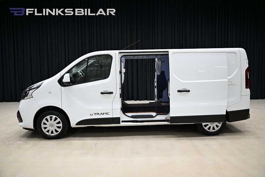 Renault trafic dCi 125HK L2 Dubbeldörr|Drag|Värmare|GPS|Backkamera