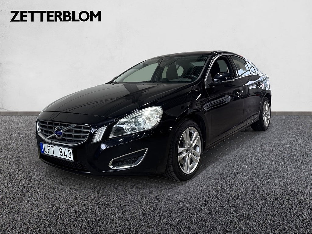 Sedan Volvo S60 1 av 15