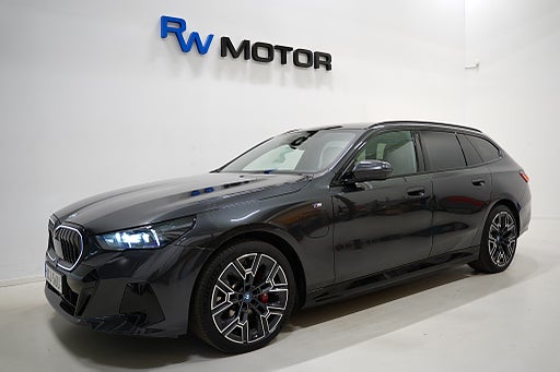 BMW 530e xDrive 299hk M Sport B&W HUD 360° Läder Venti Moms 20"
