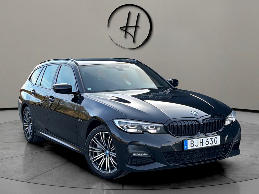 BMW 330e xDrive Touring Steptronic M Sport Dragkrok Backkamera 
