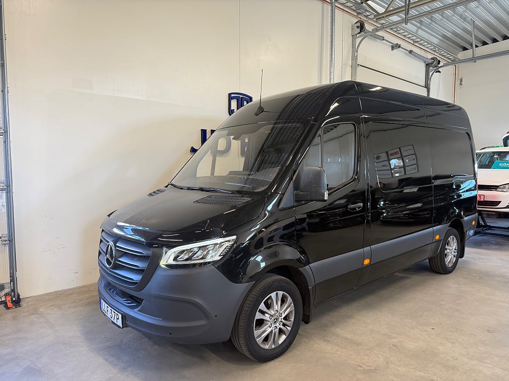 Mercedes-Benz Sprinter 319 CDI Panel Van 9G-Tronic 190hk Bkamera Navi 2023