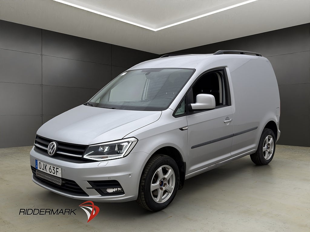 Volkswagen Caddy 2.0 TDI D-Värmare Drag Moms Carplay Ledramp