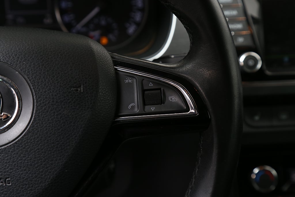 Skoda Fabia 1,2 TSI Style 90hk Kombi Motorvärmare 2016