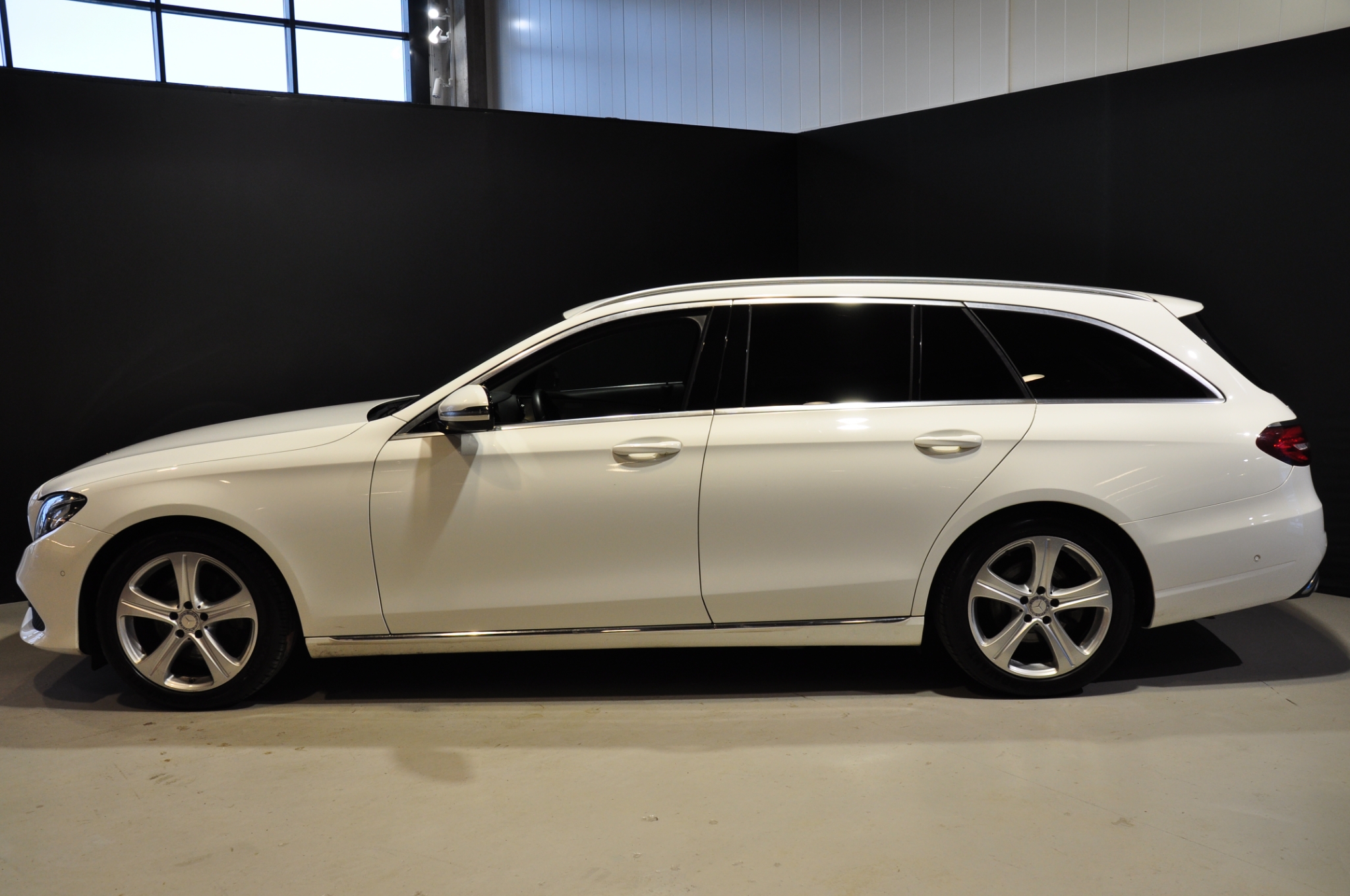 Mercedes-Benz E 2017, bild 5/38