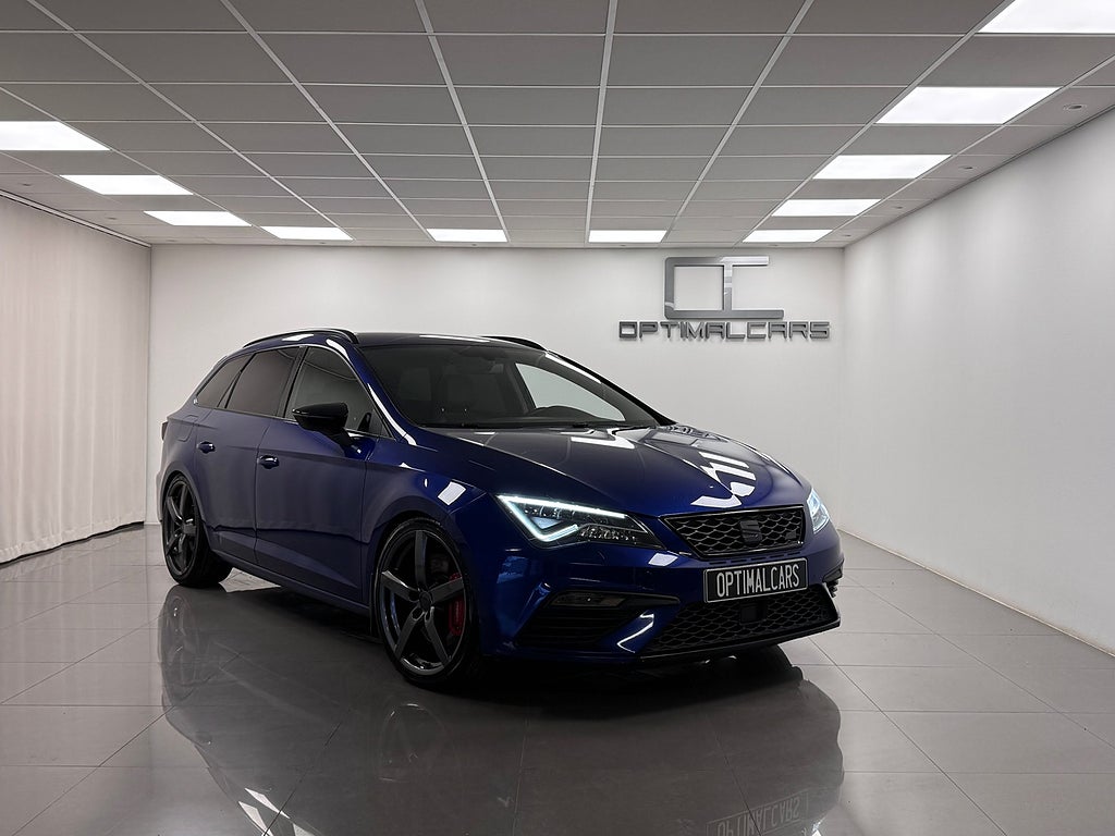 Seat Leon ST León Cupra ST 2.0TSi 4WD 300HK Navi Svensksåld