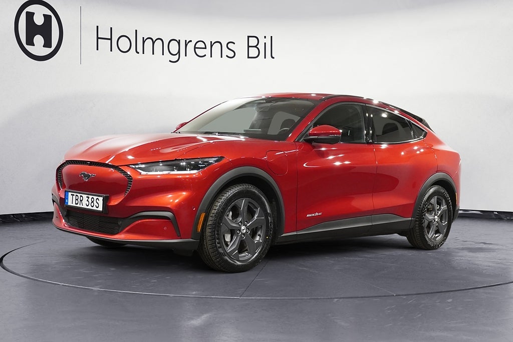 Ford Mustang Mach-E Ränta 0,99% | Standard Range Rwd Teknikpaket Drag