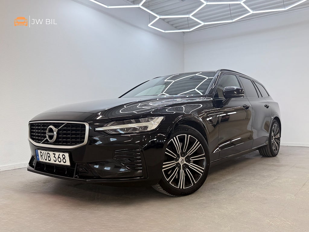 Volvo V60 T6 Twin Engine AWD R-Design Drag Värmare Navi B-Kamera