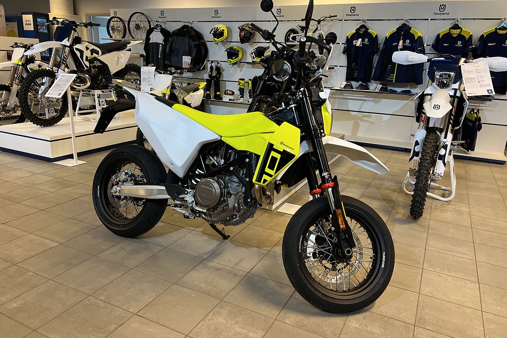 Husqvarna 701 Supermotard 