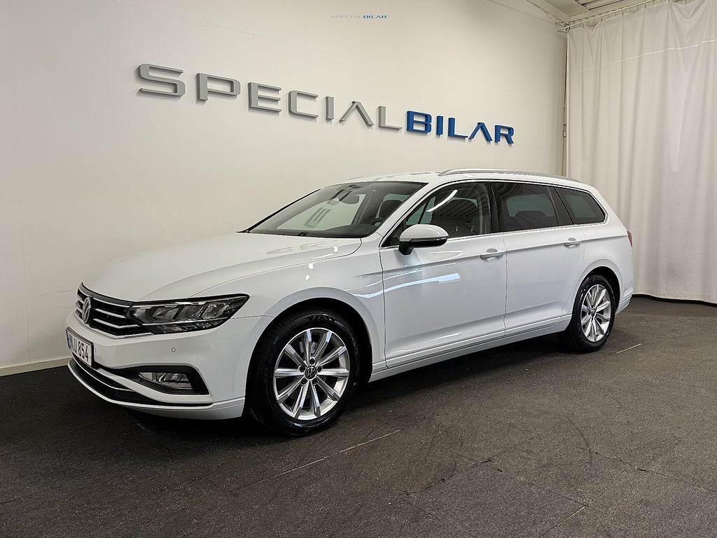 Volkswagen Passat Sportscombi 1.5 TSI DSG Värmare Drag Backkamera