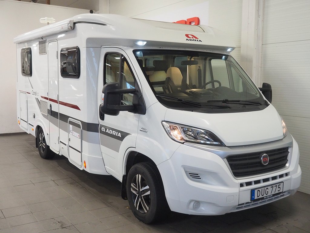 Adria Coral 650 SF Axess Markis 3.500kg 2015