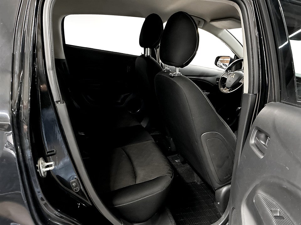 Bild på Mitsubishi Space Star Comfort 1,2 CVT 80hk Aut CARPLAY FARTHÅLLARE