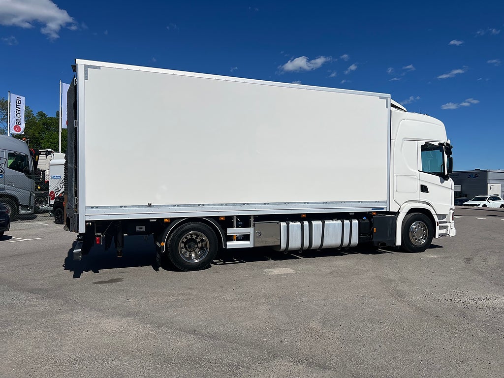 Scania G320 4x2 Maskintransport, Borrigg, Servicebil