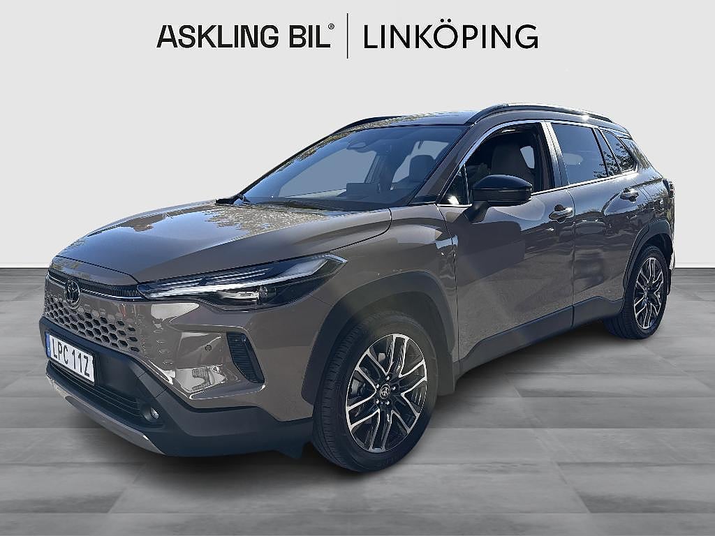 Toyota Corolla Cross 2,0 HYBRID AWD-I STYLE DRAGKROK
