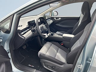 MG 4 EV Urban 53.9 kWh Premium Värmepump/360/Ambient/Carplay/Ad.Fhåll – bild 7
