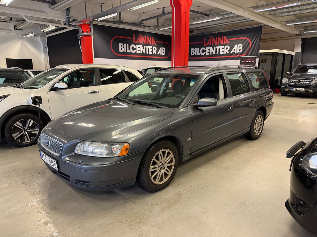 Volvo V70 2005