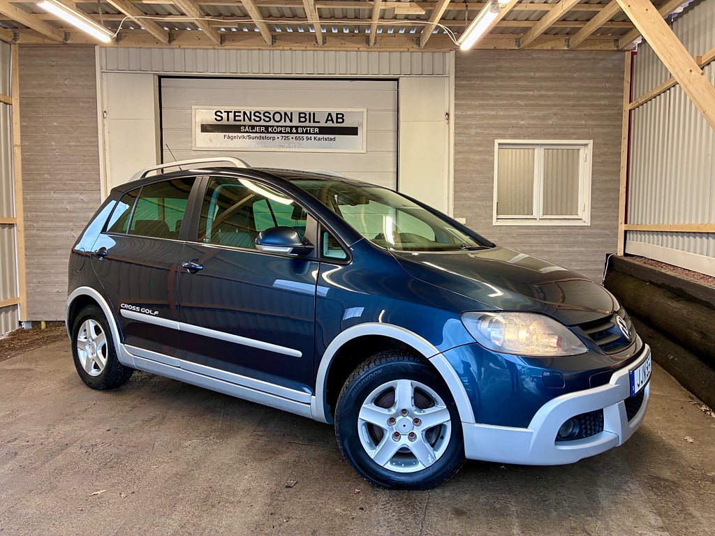 Volkswagen Golf CrossGolf 2.0 TDI DPF DSG Sekventiell 140hk