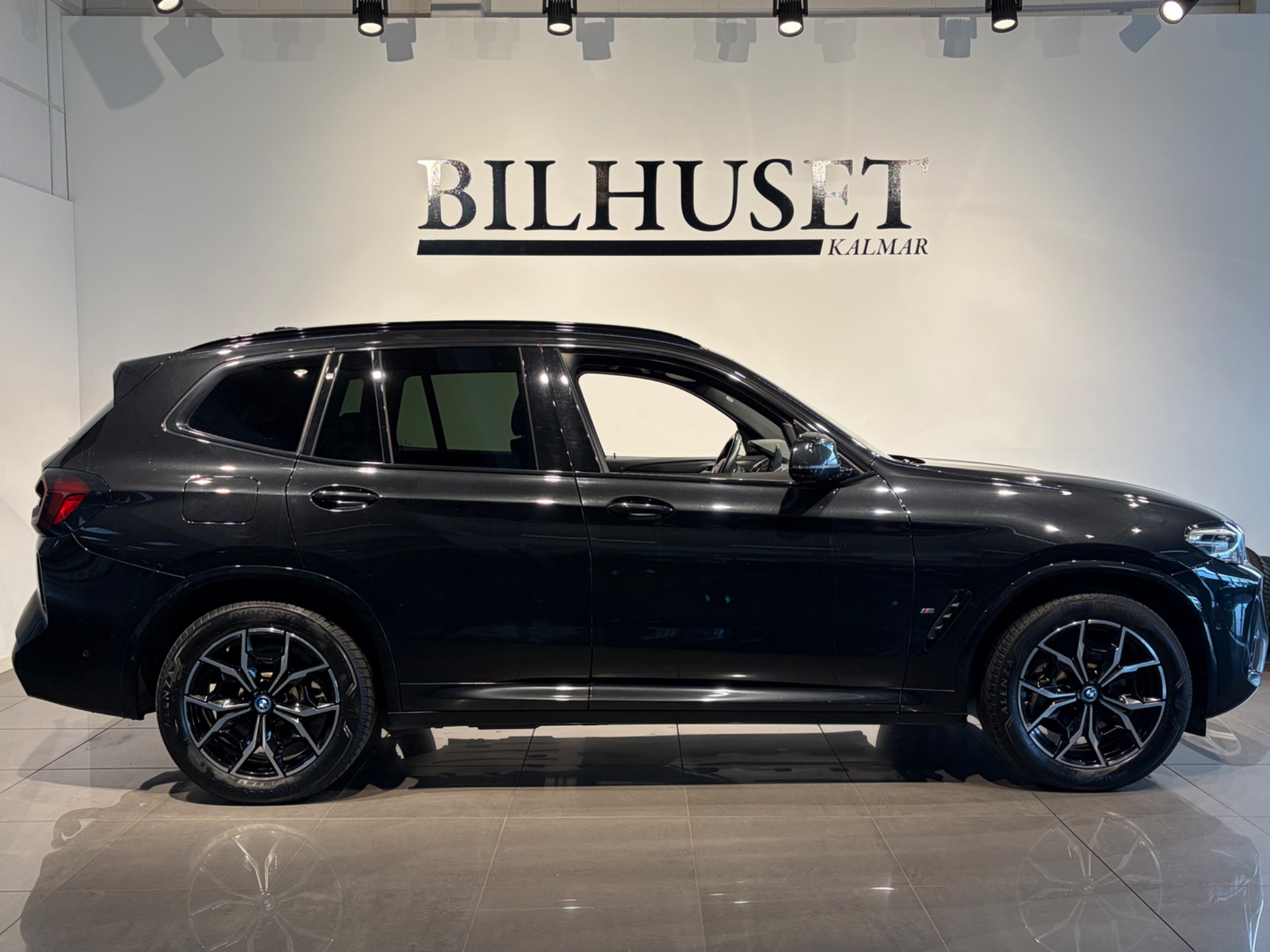 BMW X3 xDrive30e M Sport 292hk 2023, bild 2/42