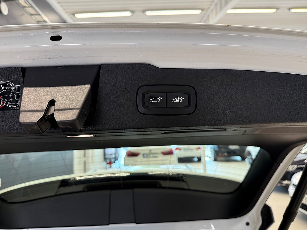 Volvo V60 Recharge T6 AWD, 340hk,Drag/Voc/Adaptiv-Fart