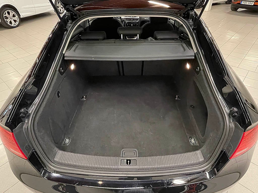 Audi A5 2,0 Tdi 177Hk (Drar ca 1L olja på 100 Mil)