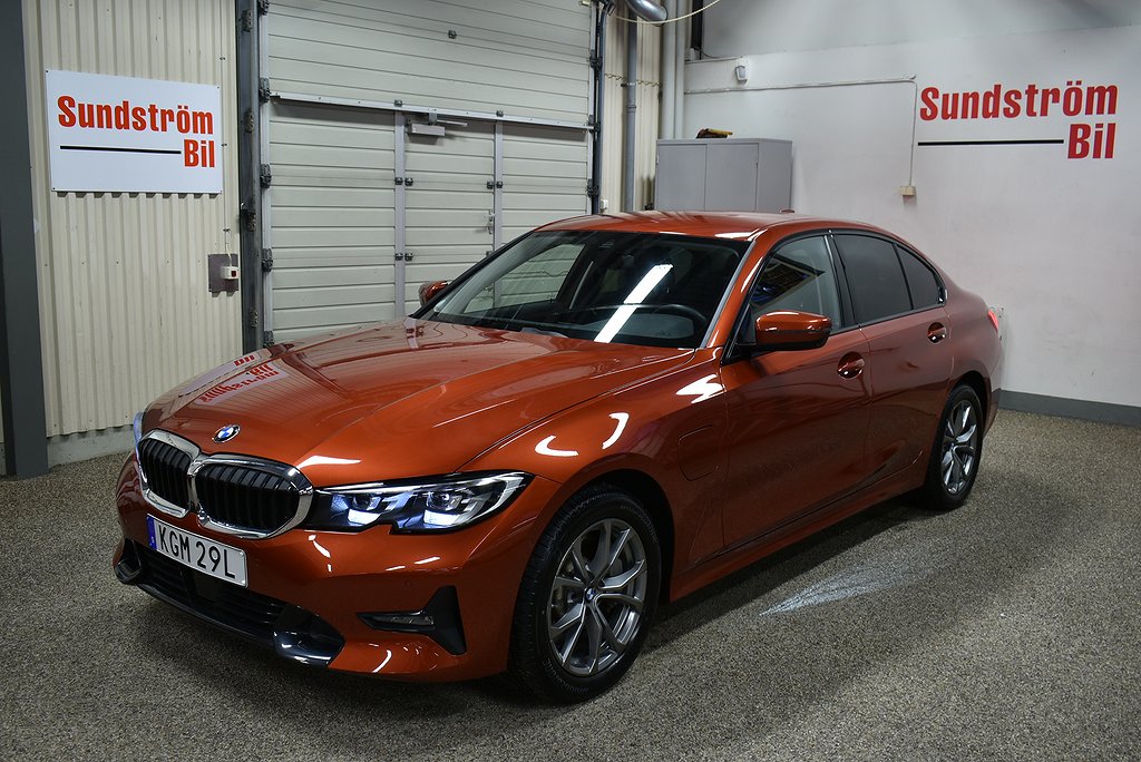 BMW 330e 292Hk Plug-In Hybrid Sport Line Connected Steptronic