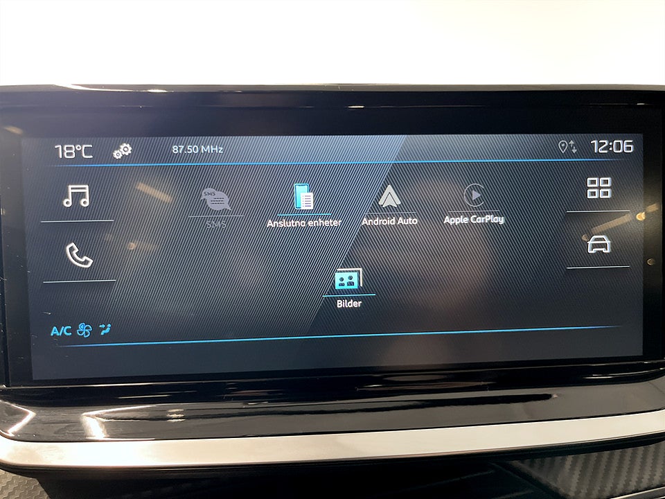 Bild på Peugeot 208 Style Hybrid 100hk Aut CARPLAY BACKSENSORER