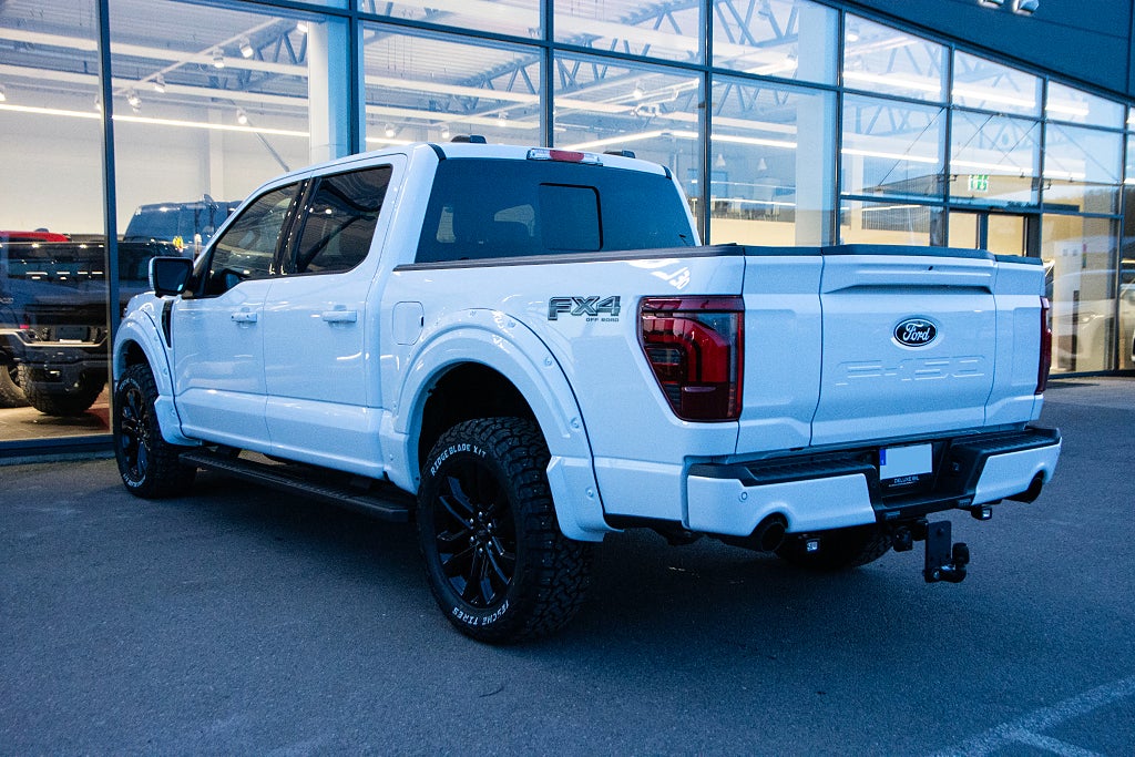 Ford F-150 SuperCrew 5.0 V8 Ti-VCT FFV 4x4 SelectShift