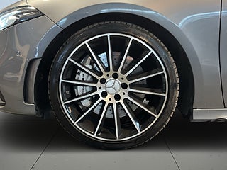 Mercedes-Benz AMG A 35 4MATIC Sedan AMG Pano/Kamera/Burmester/SoV/1Ägare – bild 14