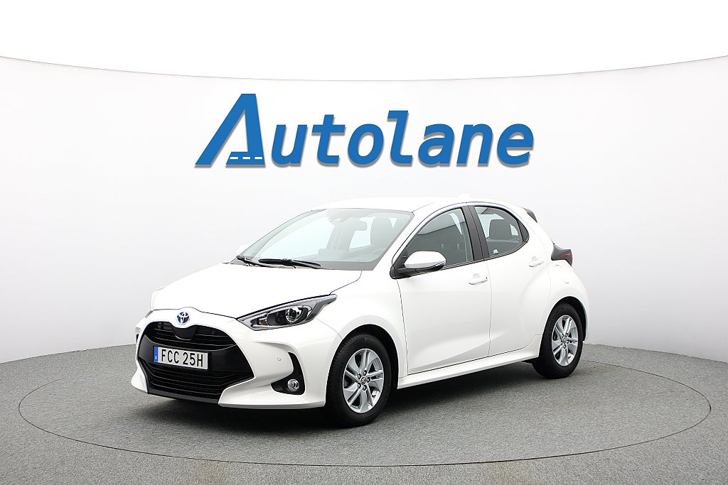Toyota Yaris Hybrid CVT Active, B-kamera,Sensorer,Farthållare, 116hk