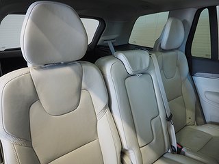 SUV Volvo XC90 10 av 26