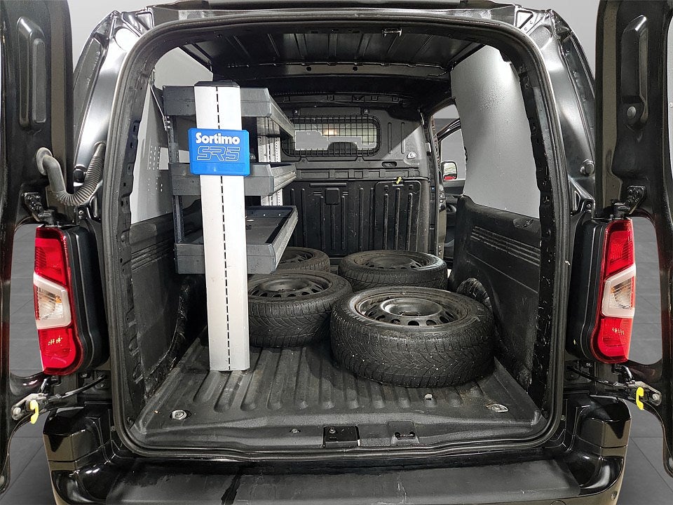 Bild på Peugeot Partner PRO+ 1.5 BHDi 130hk Aut L2 - B-KAMERA, DRAG