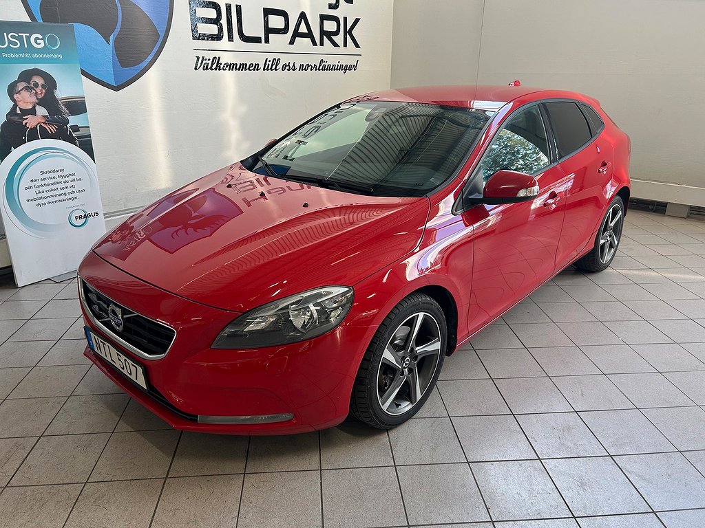 Volvo V40 D2 KinetiC/DRAG/M-VÄRMARE/SUPERDEAL 3,95%