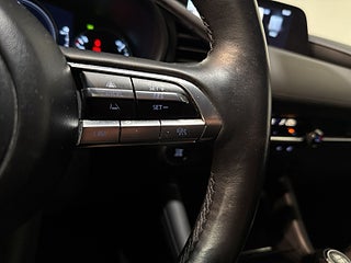 Mazda 3 Hatchback 2.0 M Hybrid Kamera GPS HuD Rattvärme SoV – bild 19