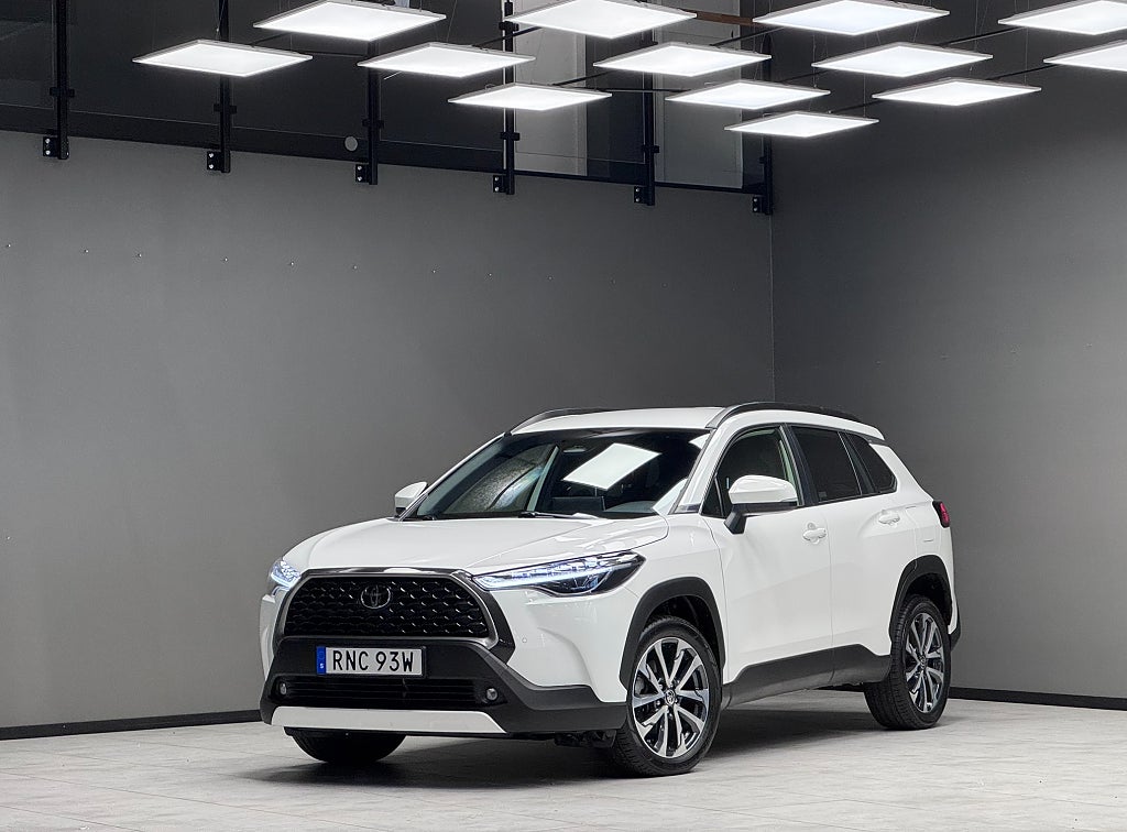 Toyota Corolla Cross Hybrid e-CVT / Backkamera / Carplay